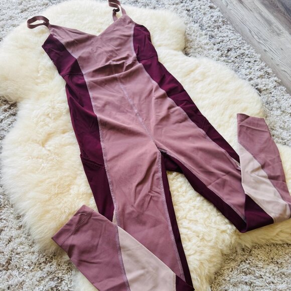 Outdoor Voices SuperForm™ Full Length Bodysuit Deep Taupe/Shiraz/Mocha - Picture 6 of 12